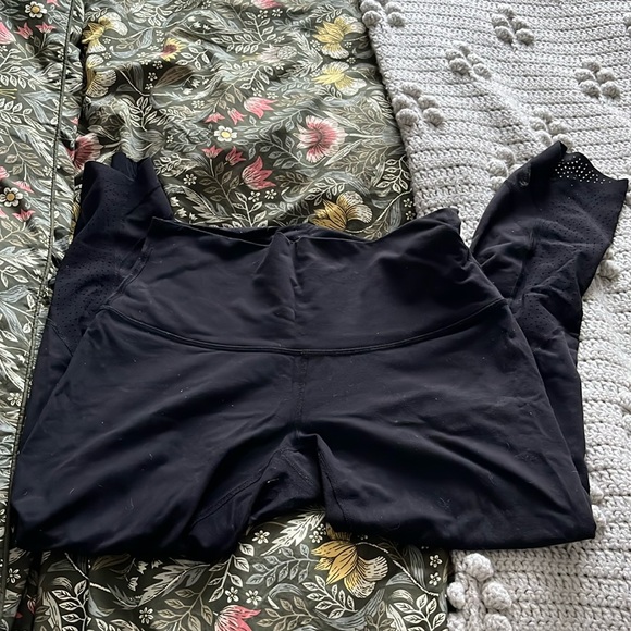 Lululemon leggings size 10 - Picture 1 of 4